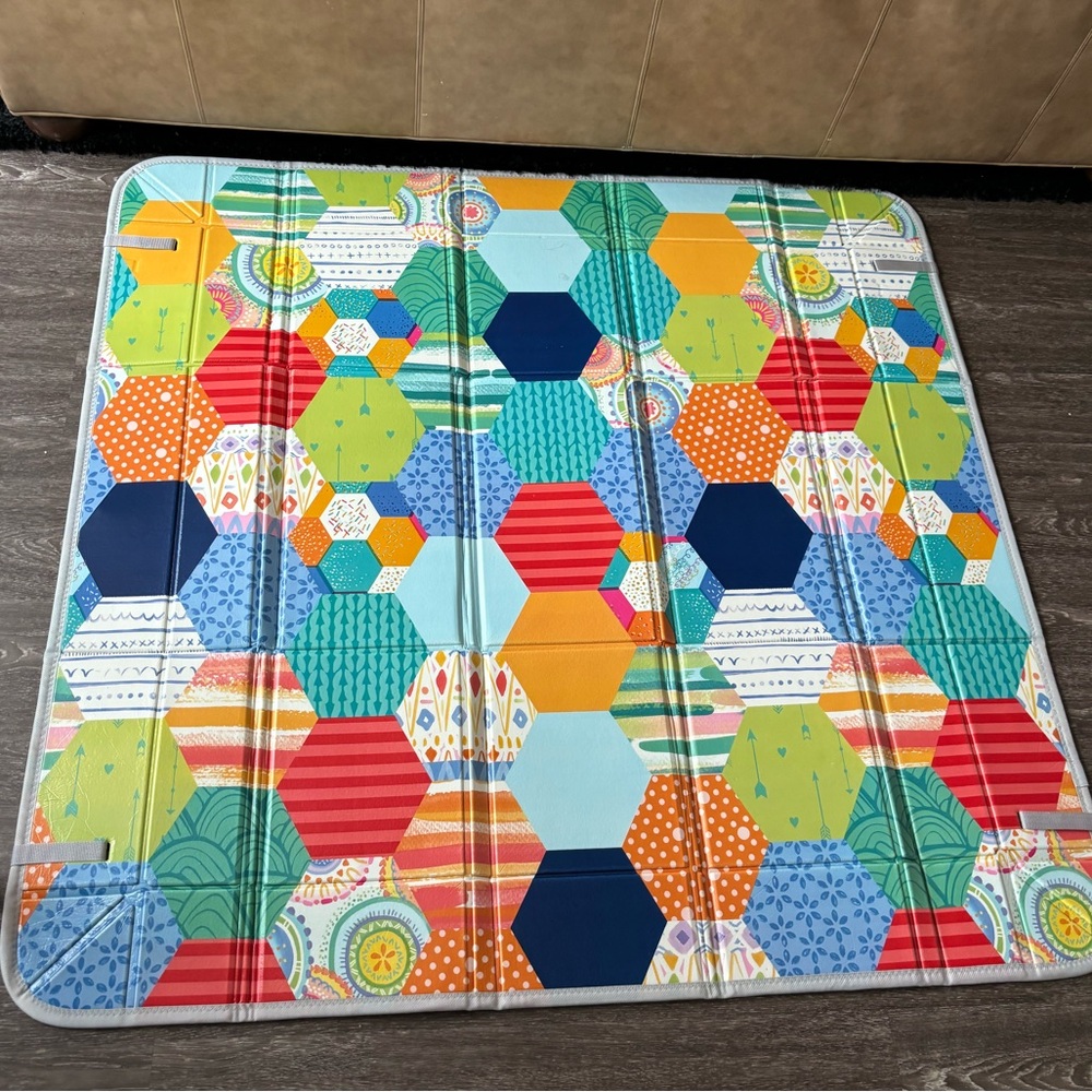 Baby / toddler play soft mat. Gray / multi color - Picture 6 of 10